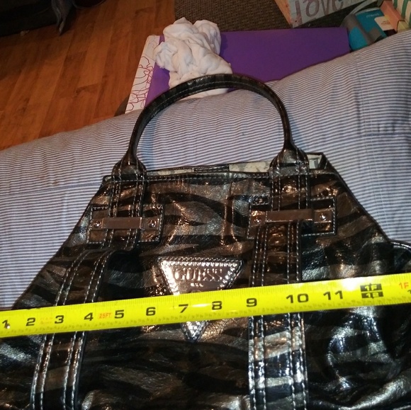 Purse - Picture 2 of 8